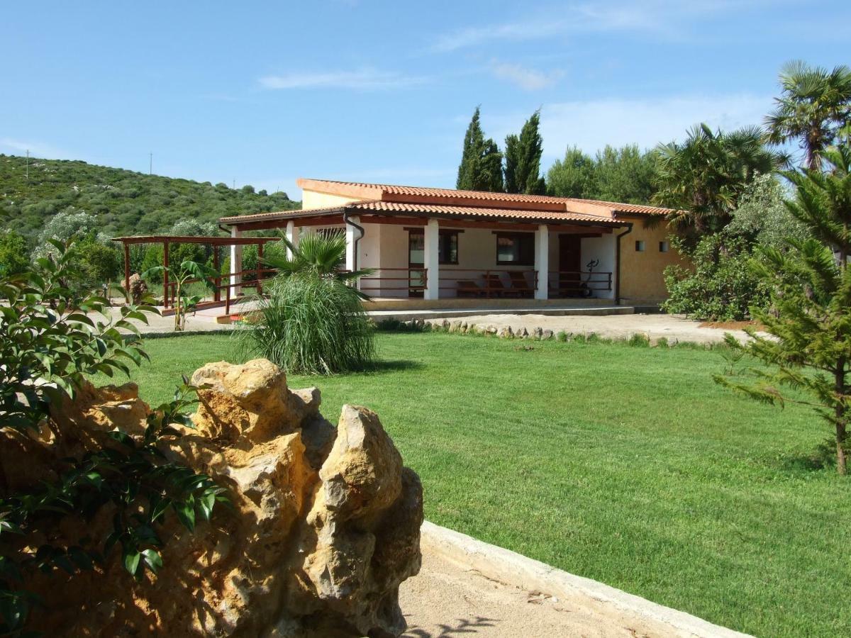 Corallo Agroturismo *